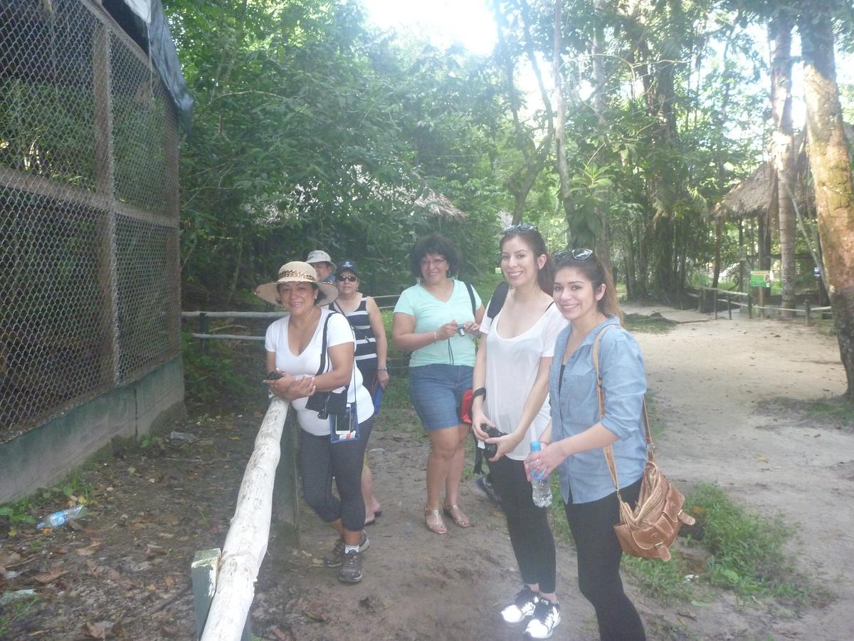 Hospedaje Las Amazonas Iquitos Exterior foto